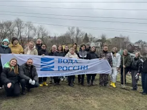 Старт сезона субботников: очистили берега реки Старки