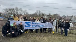 Старт сезона субботников: очистили берега реки Старки