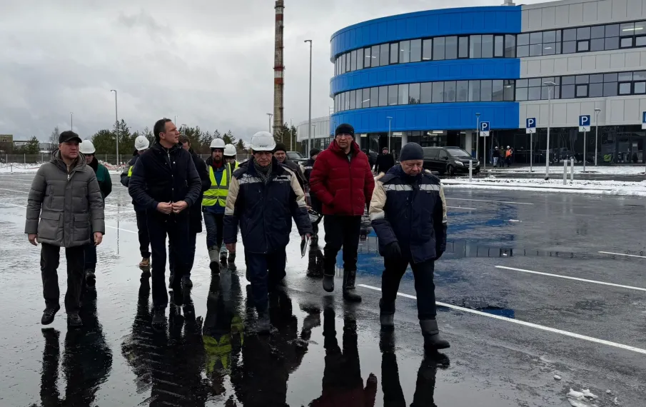 Заместитель министра природных ресурсов и экологии Российской Федерации Денис Буцаев оценил готовность экотехнопарка в Дзержинске и проверил строительство объекта обращения с ТКО в Арзамасе